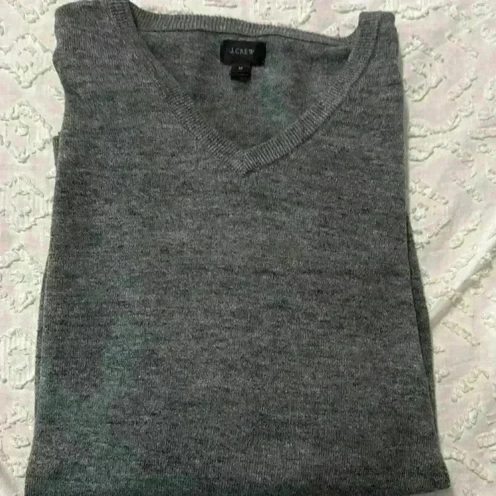 J. Crew Gray V-Neck Lightweight Cotton Men’s Sweater Size Medium - Picture 7 of 7